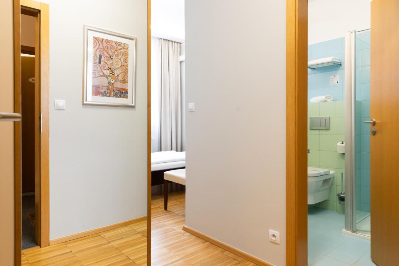 Hotel Abacie & Wellness Valašské Meziříčí Eksteriør billede